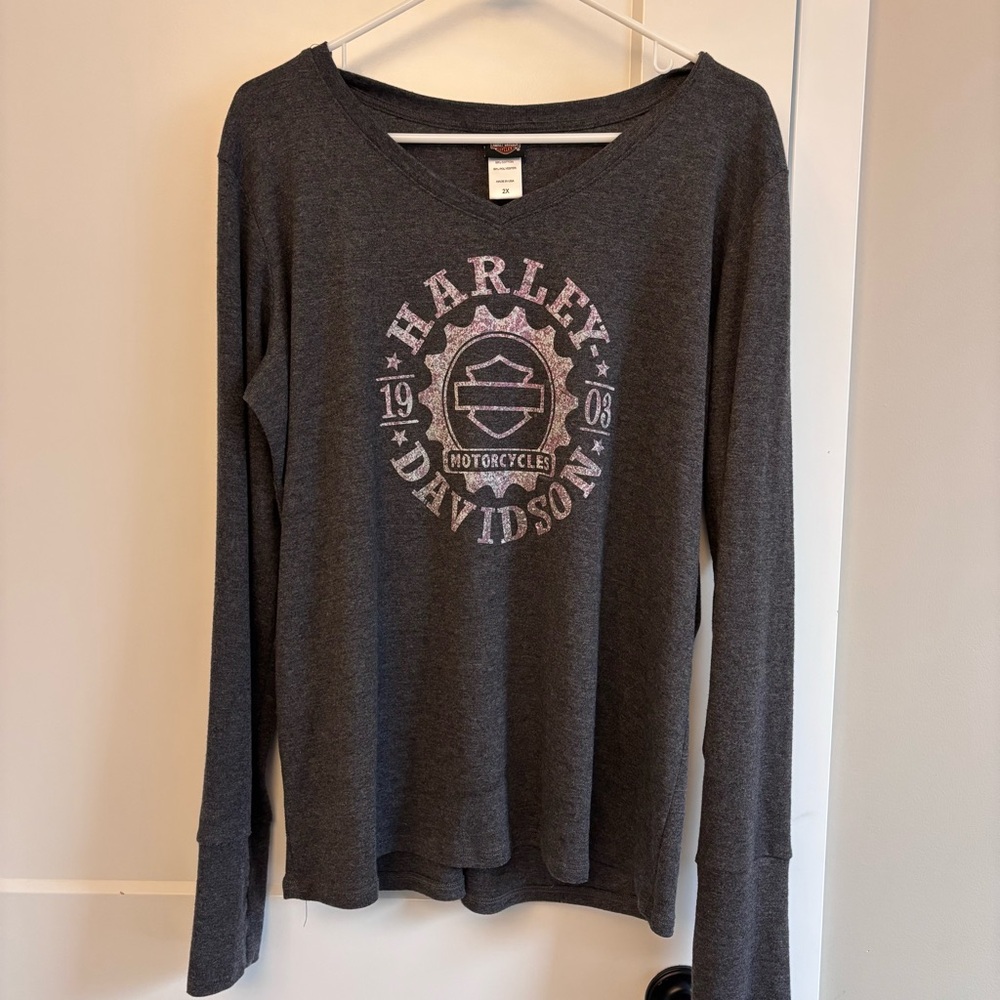 Harley-Davidson Charcoal V-Neck Tee with Faded Pink Graphic